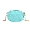Mini borsa a tracolla verde menta trapuntata a cuore con catena in metallo dorato - Verde