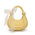 Sac à main croissant jaune vif pour filles avec nœud en dentelle et détails gaufrés - Jaune