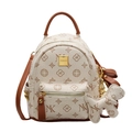 Mini mochila beige con estampado de monograma vintage y un lindo colgante de perro - Blanco Crema con Colgante