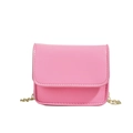 Bolso bandolera rosa minimalista para niños con cadena dorada y diseño de solapa cuadrada - Rosa