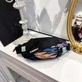 Détail du sac de poitrine noir pour enfants avec imprimé éclair coloré et logo fashion - Imprimé Fleuri Coloré