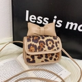 Mini leopard print crossbody bag for girls with a large beige bow and suede texture - Khaki (With Butterfly Decoration)