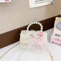 Sweet white lace princess crossbody bag for girls with pearl handle and pink bow decor - Girl Style / Beige