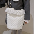 Borsa a tracolla trapuntata bianca per bambine con pizzo e piccoli pompon - Bianco