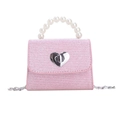 Minibolso infantil rosa con purpurina asa de perlas y cierre de corazón plateado - Rosa