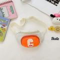 Riñonera infantil de nailon crema y naranja con bordado letra C y correa ajustable - Naranja