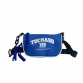 Royal blue street style crossbody bag with white contrast piping and chain for kids - Blue