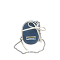 Mini bolso bandolera de mezclilla azul con lazo crema y parche de arcoíris sobre fondo blanco - Denim / Azul
