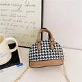 Mini retro schelp handtas voor meisjes met houndstooth patroon en bruin handvat - Khaki
