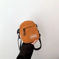Sac bandoulière en velours côtelé orange avec sangle réglable et poche zippée - Orange