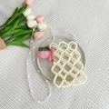 Sac bandoulière perlé pour filles avec charm pomme au crochet rose et chaîne de perles - Blanc Cassé