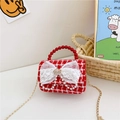 Borsa da bambina in tweed rosso e bianco con fiocco di pizzo e manico di perle - Piccoli Quadri Rossi