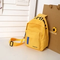 Marsupio giallo in tela per bambini con zip blu a contrasto e stampa di lettere - Giallo