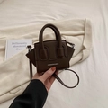 Mini borsa a tracolla marrone scuro per bambina a forma di conchiglia con manici - Marrone