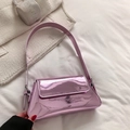 Schicke lilafarbene Schultertasche aus glänzendem Lackleder im Baguette-Stil für Damen - Lila