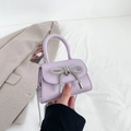 Mini sac à main lavande pour fille avec nœud en strass et fine chaîne argentée - Violet