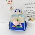 Mochila infantil de lona en bloques de color azul y beige con colgante de melocotón - Azul sin Colgante