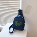 Marsupio da bambino in tela blu navy con toppa a dinosauro verde e tracolla regolabile - Blu con dinosauro verde