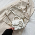 Weiße Mini-Handtasche für Mädchen mit Kaninchen-Prägung und goldener Miffy-Kette - Weiß