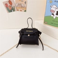 Mini borsa a tracolla nera da bambina in pelle con catena dorata e fibbia metallica - Nero