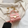 Mini Kirschrosa Herz-Gelee-Tasche für Mädchen mit Goldkette und Stepptextur aus Silikon - Rosa