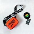 Sportieve crossbodytas voor kinderen in fel oranje met zwarte letterbanden en modern design - Oranje