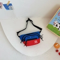 Sac banane enfant bicolore rouge et bleu avec broderie NY blanche de style sport - Bleu