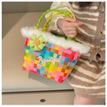 Borsa a mano intrecciata colorata per bambini con pelliccia sintetica e fiore - Patchwork Rosso Giallo Blu