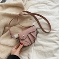 Sacoche selle rose en similicuir avec chaîne argentée pour petites filles - Rose