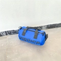Sac de sport cylindrique bleu vif pour enfants avec logo YIQIHCP noir imprimé - Bleu