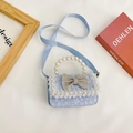 Joli sac à main bleu clair pour enfant avec anse en perles et nœud en diamant - Bleu Horizontal