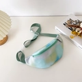 Bunte Brusttasche für Kinder aus PU-Leder mit blau-grünem Farbverlauf und Schultergurt - Grün