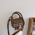 Mini borsa a tracolla in pelle PU marrone con dettaglio in tessuto pied de poule bianco e nero - Pied-de-poule Marrone