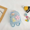 Mochila infantil de lentejuelas azul claro con dijes florales y asa de cuentas - Azul