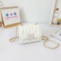 Mini sac bandoulière blanc matelassé pour fille avec verrou cœur et chaîne dorée - Blanc