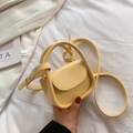 Mini cream yellow round handbag with top handle and adjustable shoulder strap for kids - Yellow
