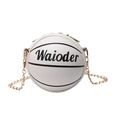 Mini sac à bandoulière basket pour filles en blanc avec chaîne en métal doré chic - Blanc