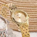 Elegant gold stainless steel women's quartz watch with a minimalist linked metal band - Gold Gold Face
