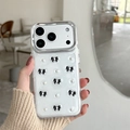 Detalle de funda transparente para iPhone con lazos 3D negros y tachuelas de plata - iPhone 17 Pro Max / Marco Galvanizado Cuenta de Plata Mini Negro Estrella Mariposa