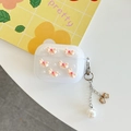 Detail der AirPods Pro Hülle mit Glitzer, 3D-Schleifen und Perlen-Schlüsselanhänger - Perle Mini Schleife-Rosenrosa-Mit Anhänger