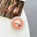 Dettaglio del supporto per telefono con delfino cuore glitterato e strass rosa chic - Zirconia Bianca-Arancione (Specchio Delfino Glitter Magnetico)