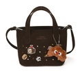 Bolso infantil marrón oscuro con bordados de comida y colgante de cruasán - Grande / Café Con Colgante
