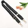 Tracolla nera con bordi sfrangiati e fibbie dorate per borse a spalla e crossbody - Nero