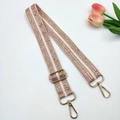 Rosafarbener ethnischer Schultergurt mit Pailletten und goldfarbenen Metallhaken - Goldschnalle / Rosa