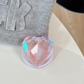 Makroansicht der 3D-Laser-Herz-Handyhalterung mit durchscheinendem rosa Facettenschliff - Magnetic / Phantomrosa
