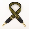 Dettaglio tracolla regolabile in tessuto con motivo a freccia e fibbie in metallo dorato - Freccia d'oro / Larghezza: 3.8cm