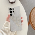 Detail der transparenten Samsung S24 Hülle mit luxuriösem Strass-Schmetterling und Blumen - Galvanisierter Rahmen-Strass Großer Schmetterling / Samsung A16