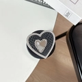 Detail of heart-shaped phone grip with snake pattern leather and rhinestone mirror - Magnetic - Black