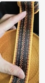 Bandoulière ethnique réglable avec motifs géométriques en jaune gingembre et orange vif - Style 9