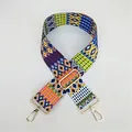 Ethno-Taschenriemen mit geometrischem Muster, Goldkarabiner und Verstellschnalle - Girlanden Muster Stil